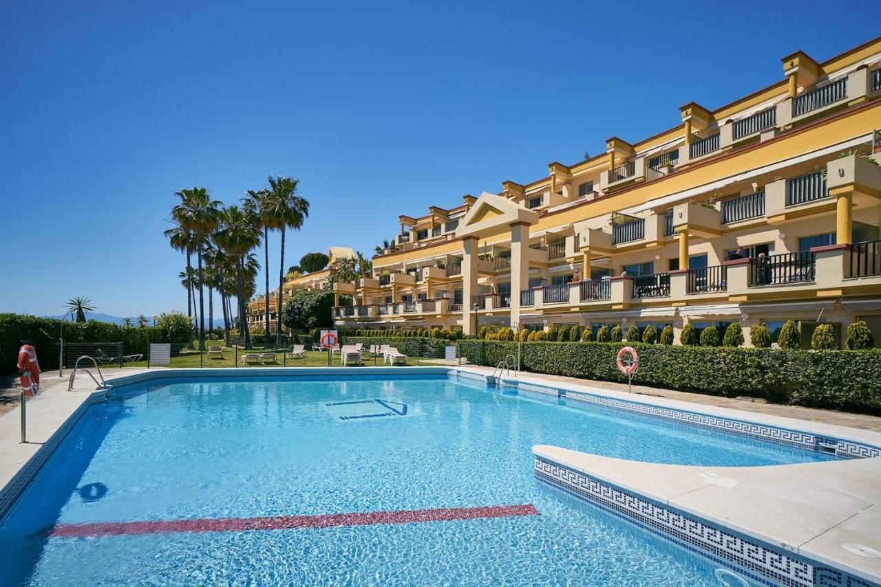 Oleholidays Romana Playa 223 Primera Linea Playa Apartment Marbella Bagian luar foto