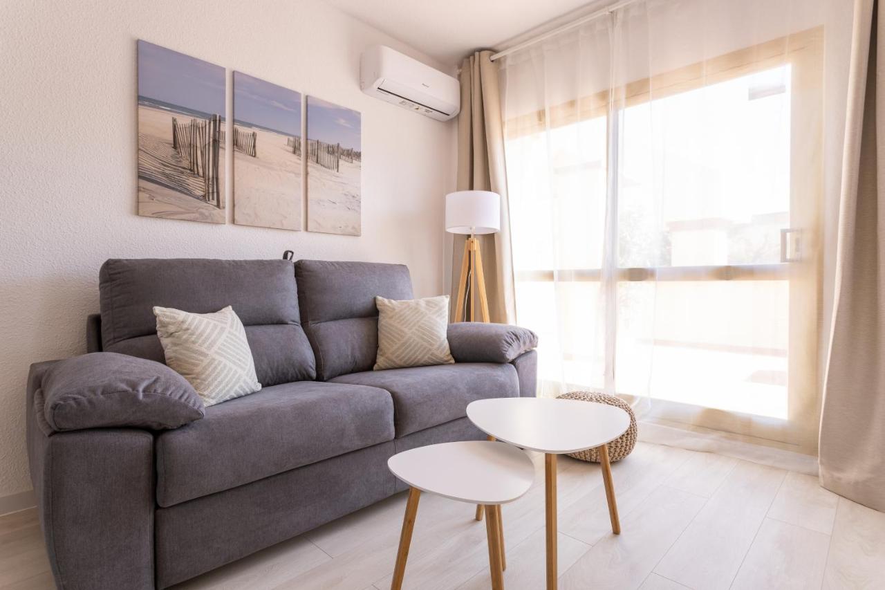 Oleholidays Romana Playa 223 Primera Linea Playa Apartment Marbella Bagian luar foto