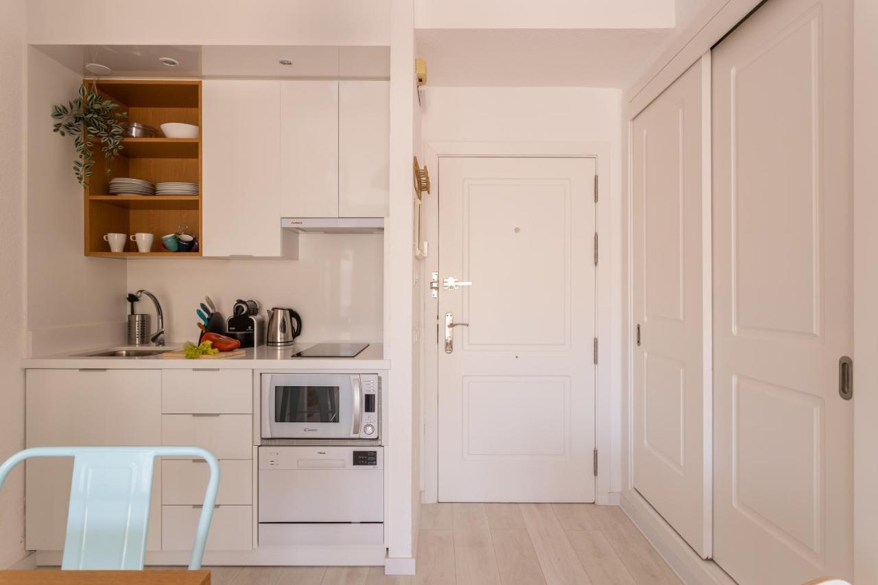 Oleholidays Romana Playa 223 Primera Linea Playa Apartment Marbella Bagian luar foto