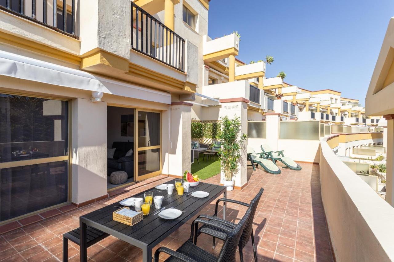 Oleholidays Romana Playa 223 Primera Linea Playa Apartment Marbella Bagian luar foto