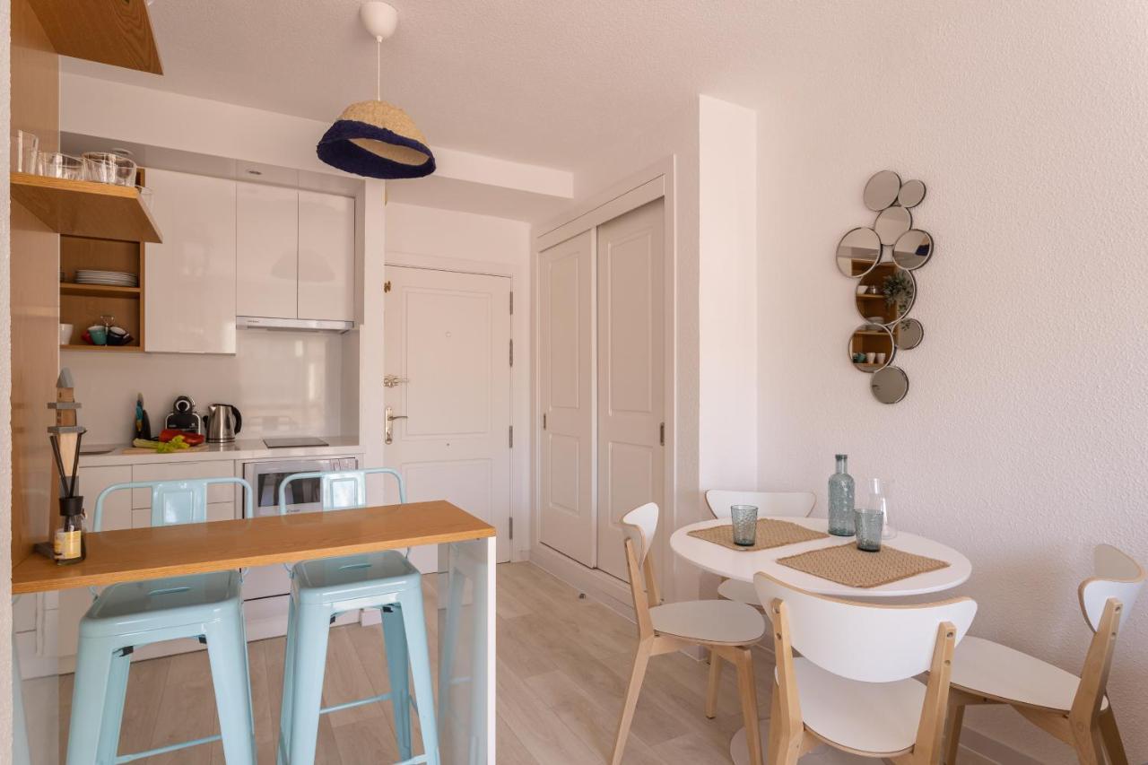 Oleholidays Romana Playa 223 Primera Linea Playa Apartment Marbella Bagian luar foto